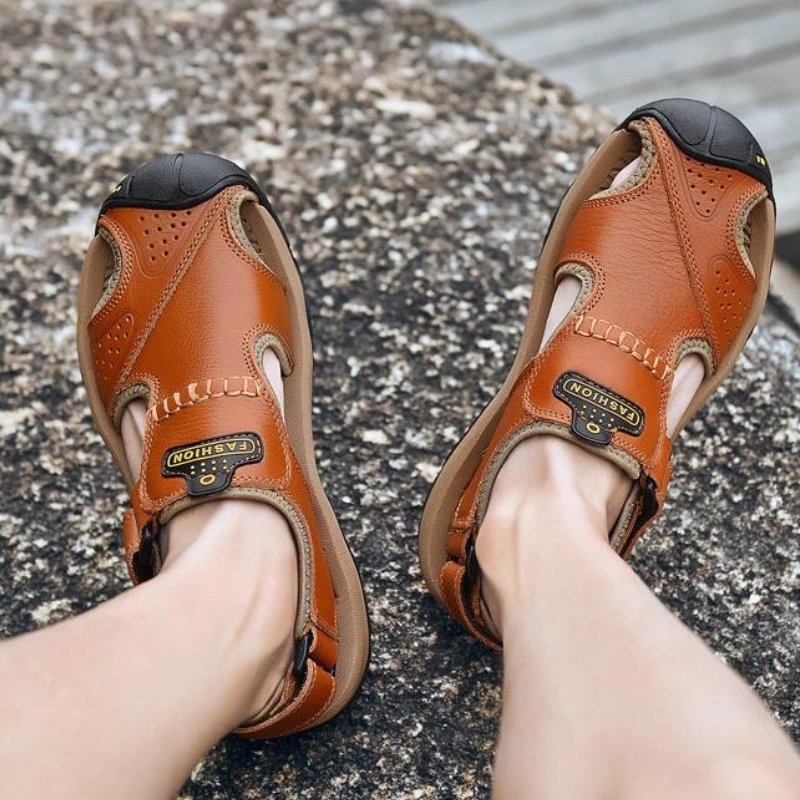 Herren-Komfortsandalen mit extra breiter Zehenbox und verstellbaren Riemen