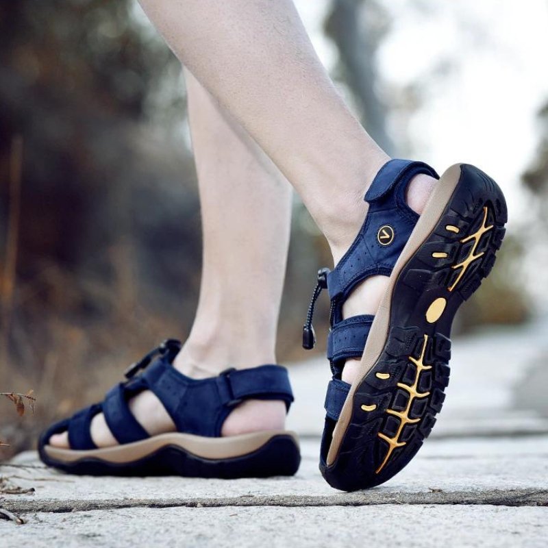 Herren-Komfortsandalen mit verstellbaren Riemen