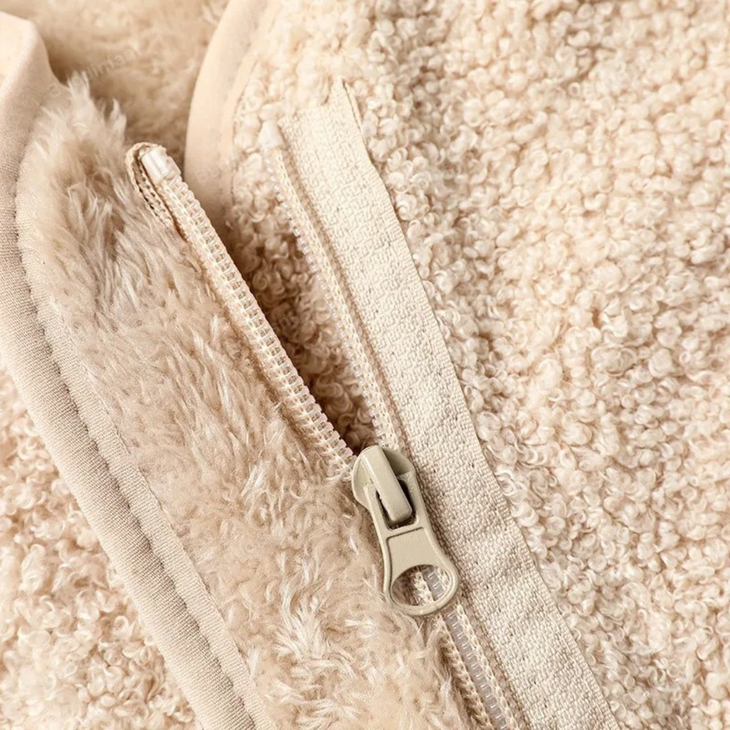 Weste für Kinder mit Reißverschluss & Tasche – CozyBear Vest