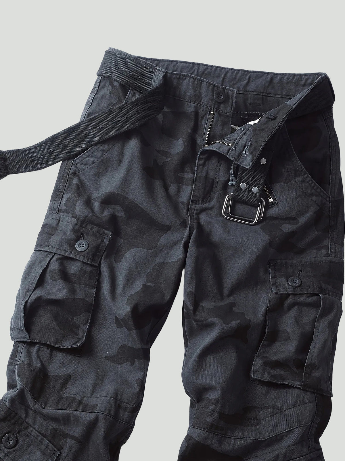 Herren Camouflage-Cargohose mit vielen Taschen