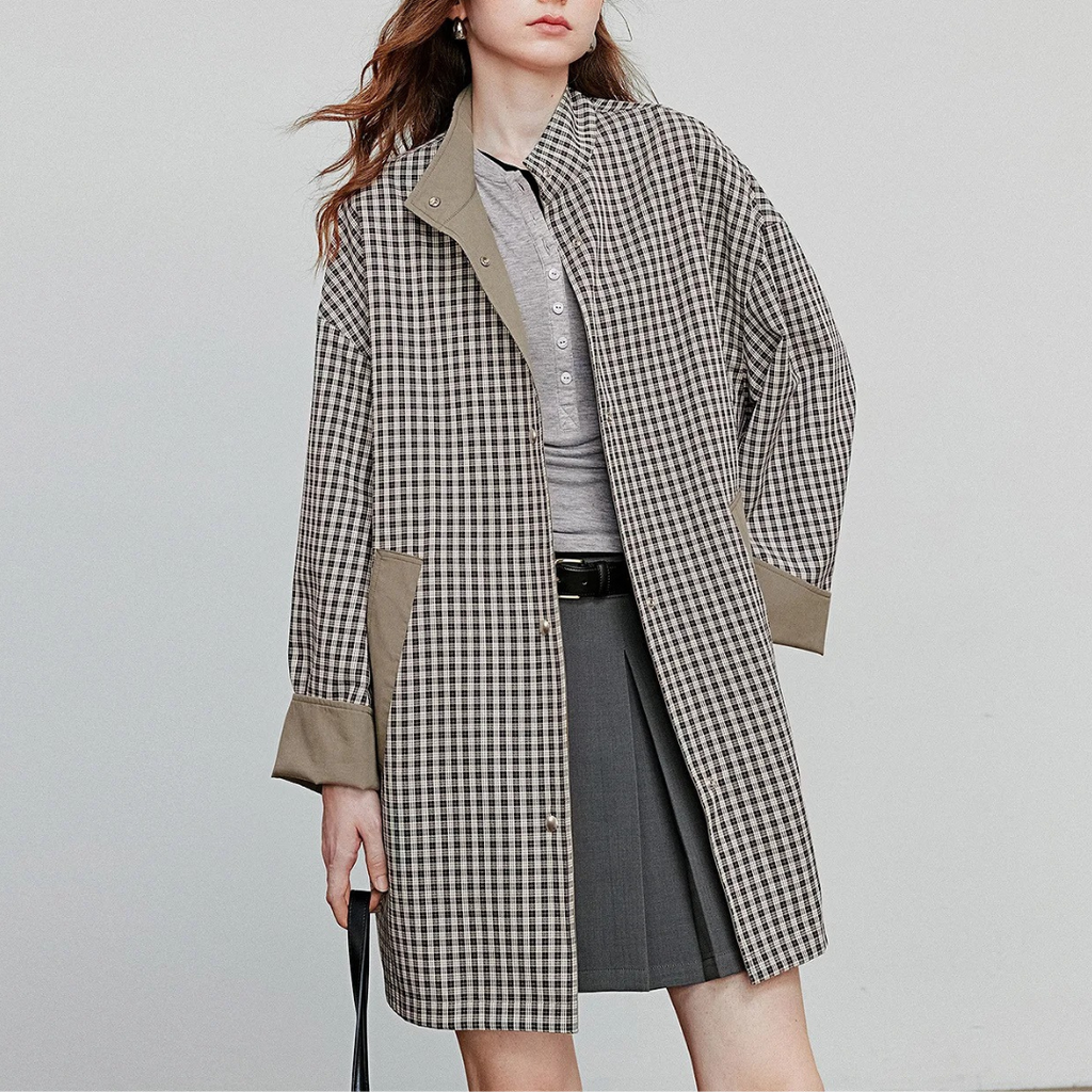 Wendbare Jacke aus Polyester mit Karoseite – UrbanEase Trench