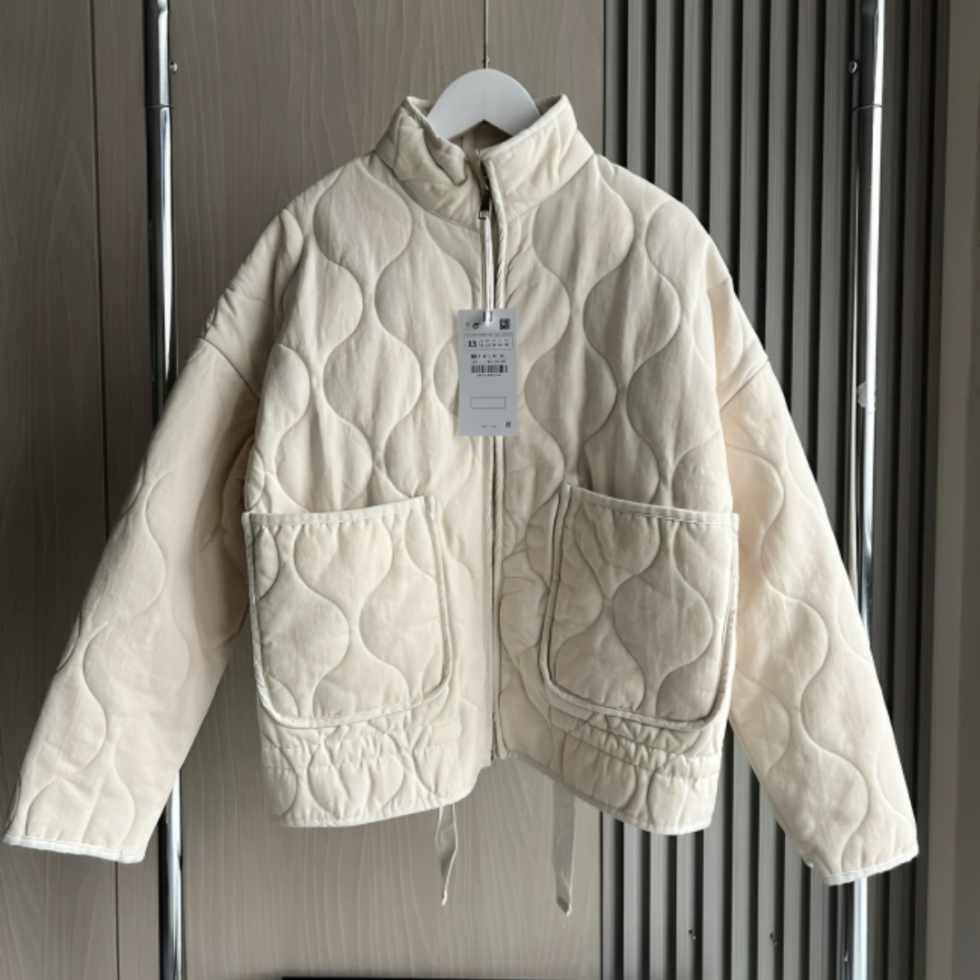 Mantel Damen gesteppt mit hohem Kragen & Taschen – QuiltaWarm Jacke