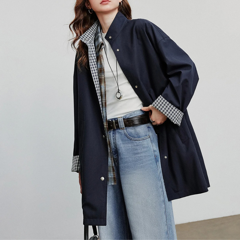 Wendbare Jacke aus Polyester mit Karoseite – UrbanEase Trench
