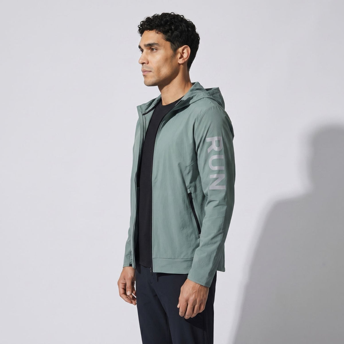 Herren Laufjacke leicht und faltbar – winddicht und wasserabweisend