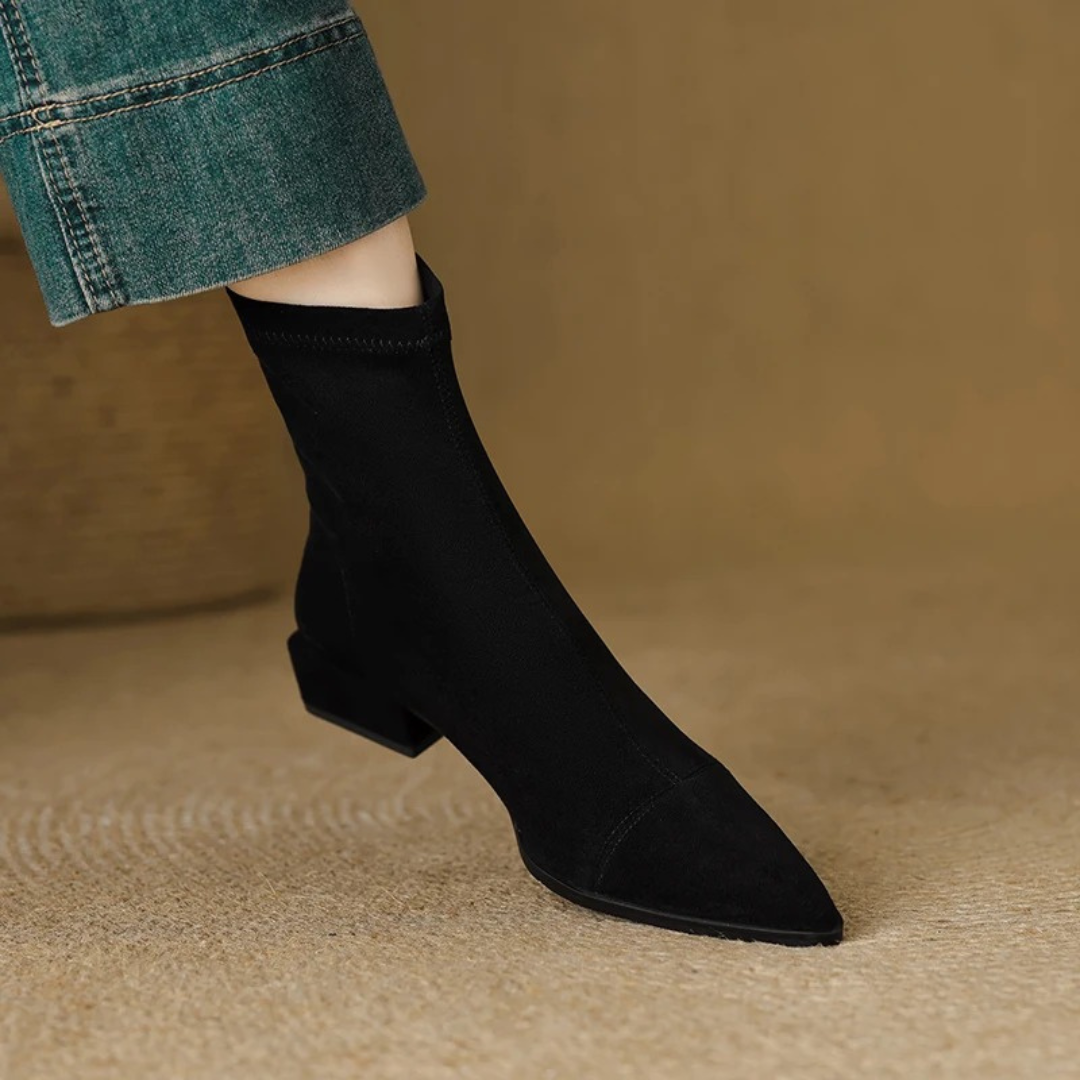 Damen-Stiefeletten aus veganem Wildleder mit Absatz – Velluna Ankle Boots