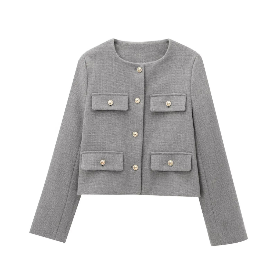 Mantel Damen mit Rundhals & Knopfdekor – BelleCéline Kurzblazer