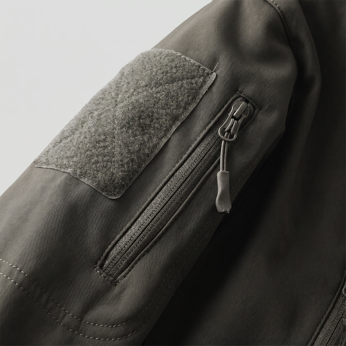 Herren Softshelljacke fleecegefüttert – Jacke im Militärstil mit Kapuze