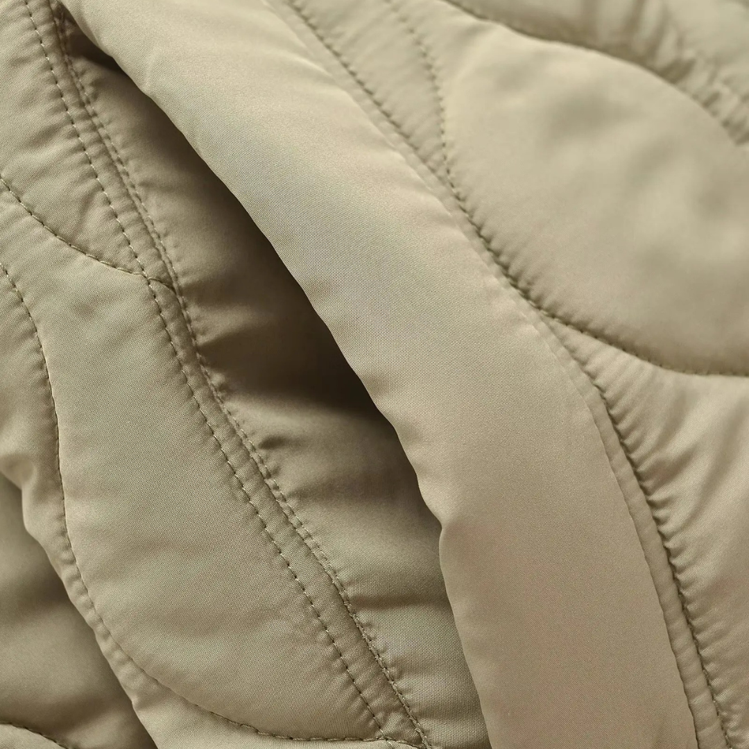Mantel Damen mit Kapuze & Diamant-Steppdesign – ArcticWeave Coat