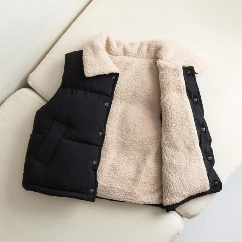 Teddyfleece-Kinderweste für Herbst & Winter – CozyCub Vest