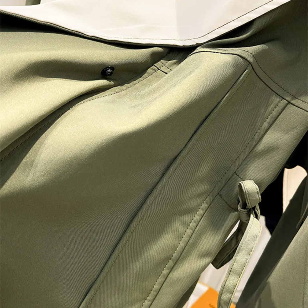 Damen Übergangsjacke mit verstellbarer Taille & leichtem Design – NordBreeze Alva