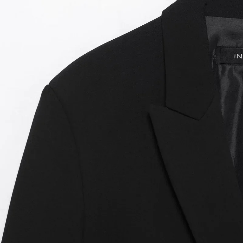 Mantel Damen mit klassischem Reverskragen & Ein-Knopf-Verschluss – LineaForm Blazer