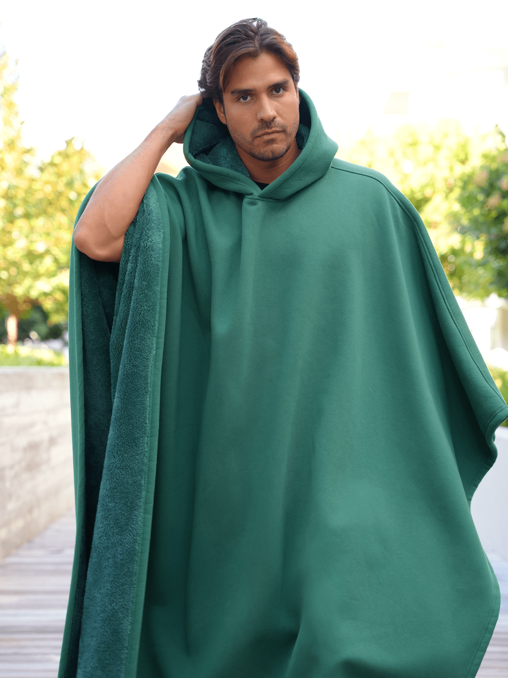 Gewichteter Cape-Hoodie – kuscheliger Baumwoll-Hoodie mit Kunstfellfutter