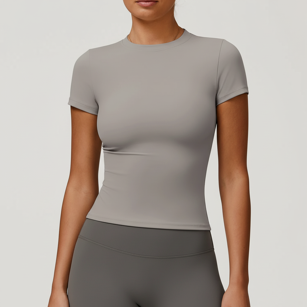 Aetherly Slim-Fit Kurzarm-Top