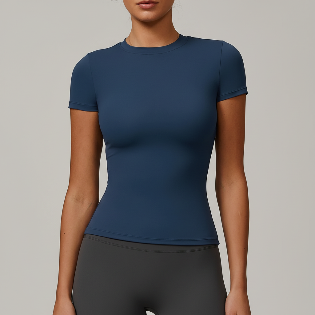 Aetherly Slim-Fit Kurzarm-Top