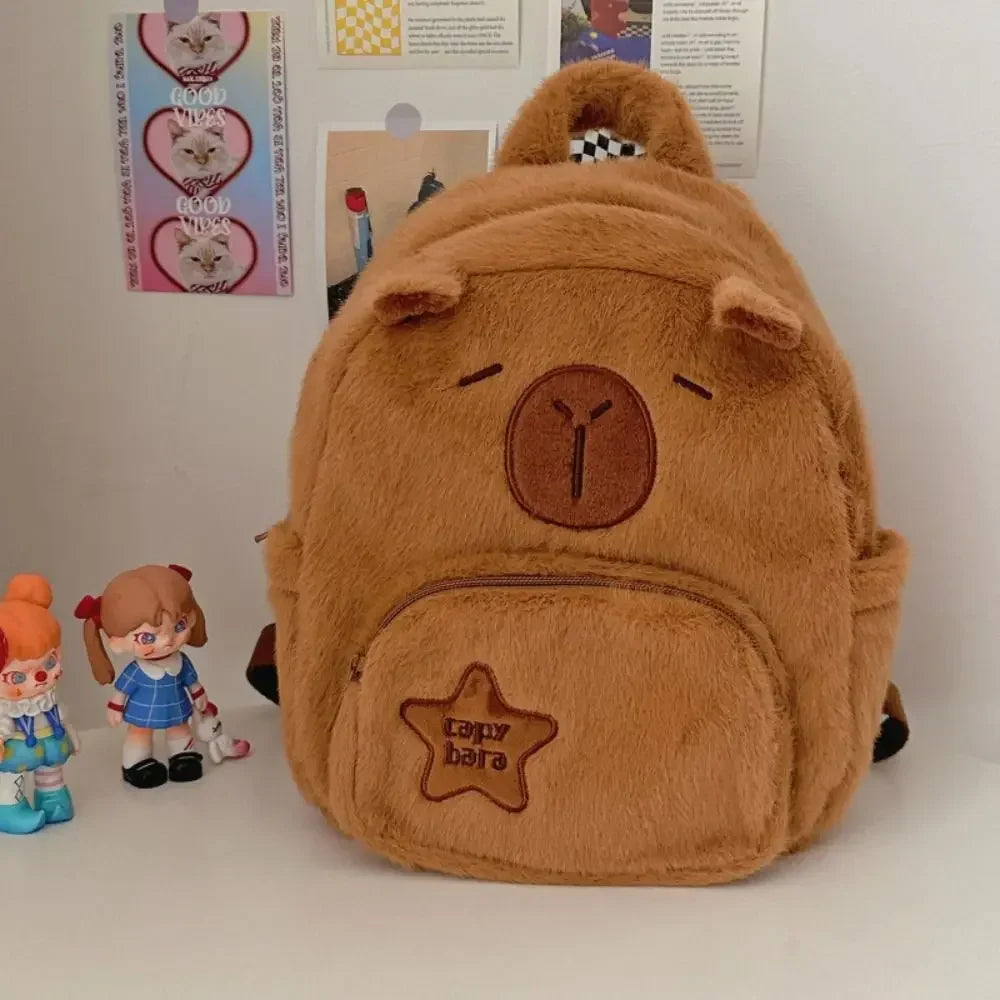 Capyraffy Plüsch-Rucksack aus Kunstfell