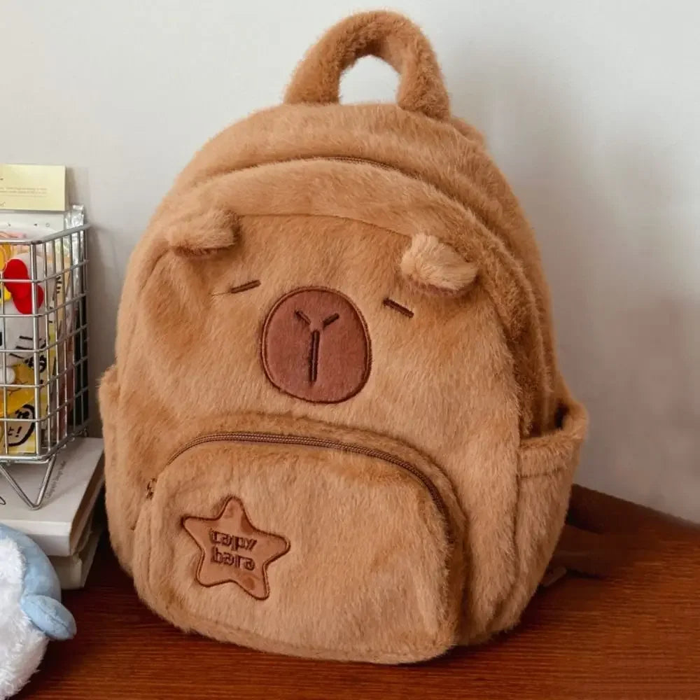 Capyraffy Plüsch-Rucksack aus Kunstfell