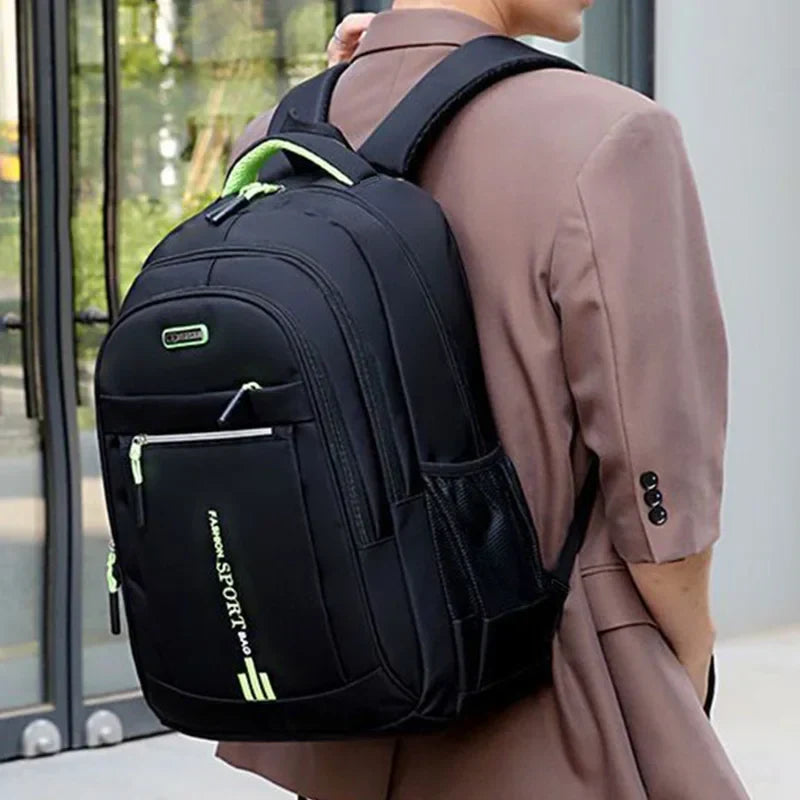 Carryvast Großraumrucksack mit Mehrfachfächern