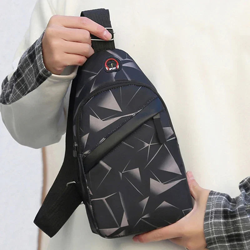 Lässige Brusttasche
