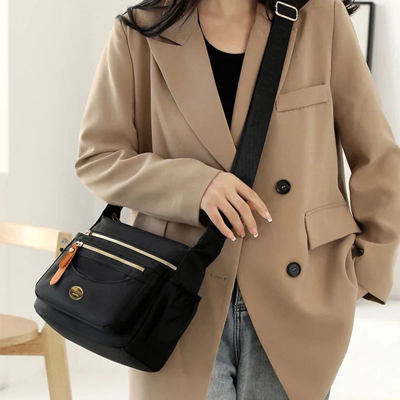 Lässige Crossbody-Tasche