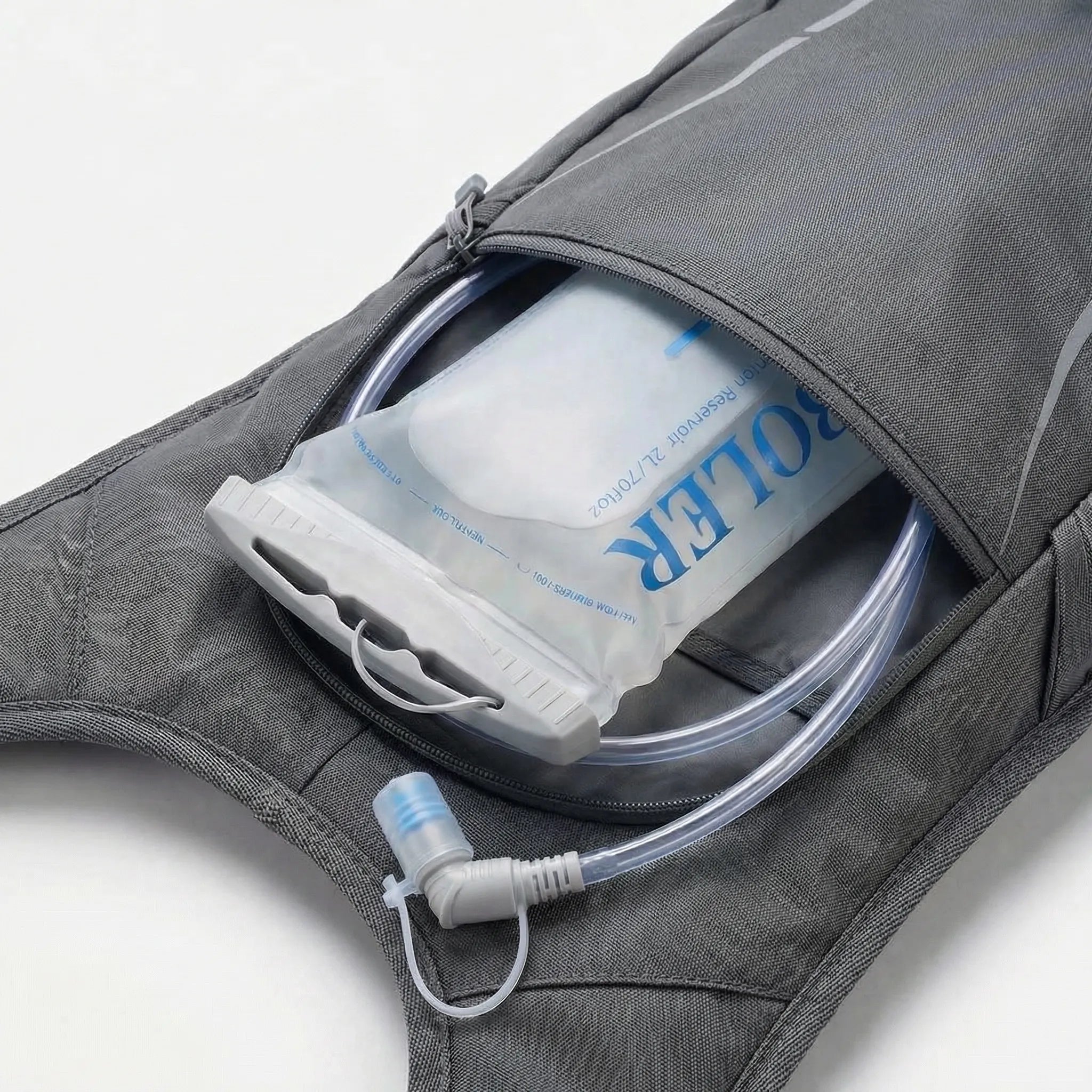Drinkwell Tragbarer Hydratisierungs-Behälter mit Trinktube