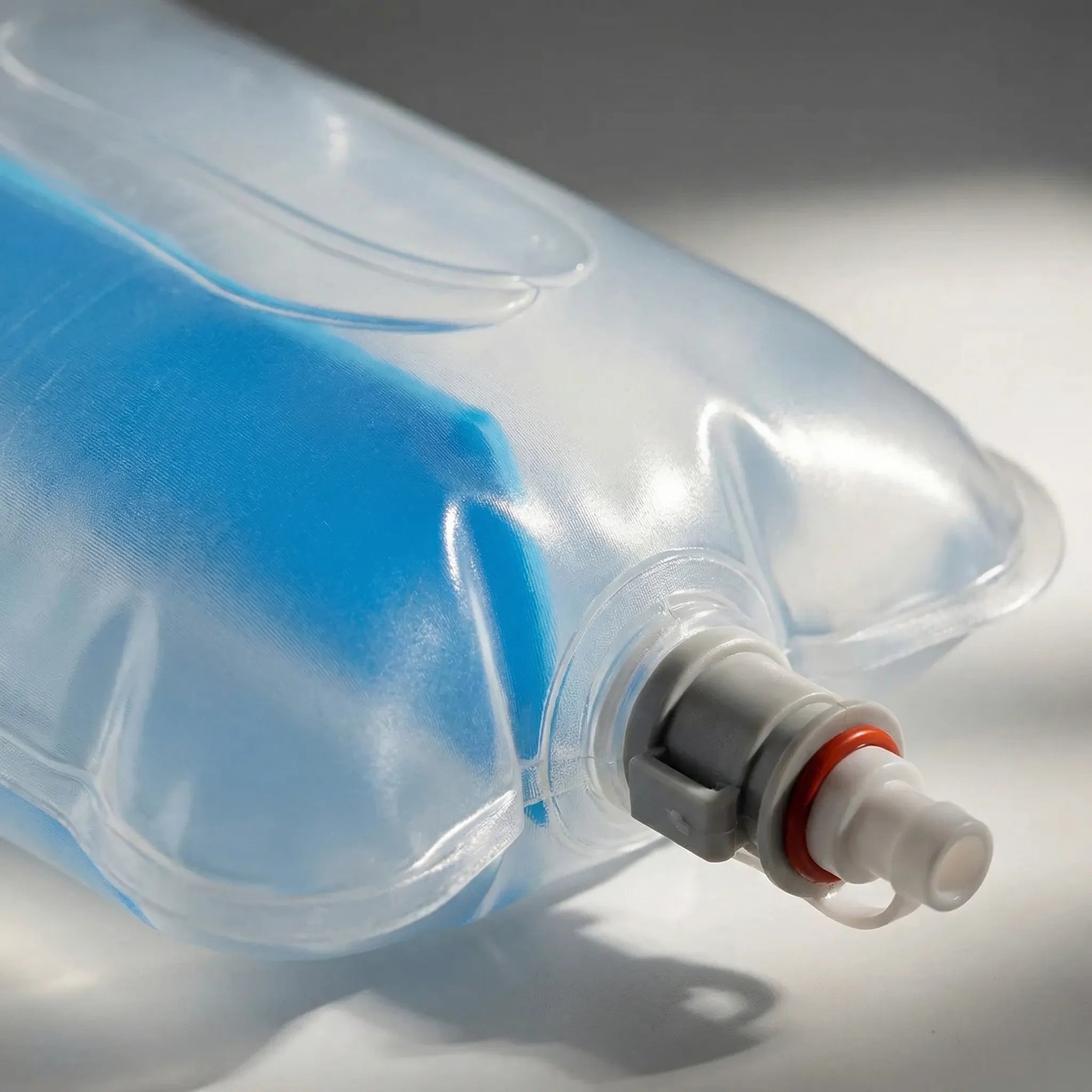 Drinkwell Tragbarer Hydratisierungs-Behälter mit Trinktube
