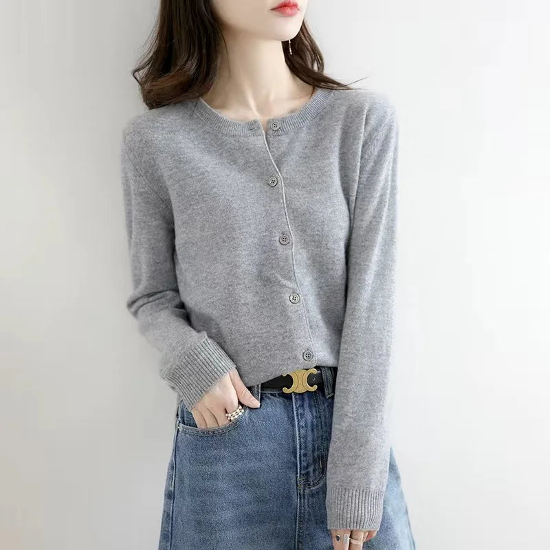 Gestrickte Langarm-Strickjacke