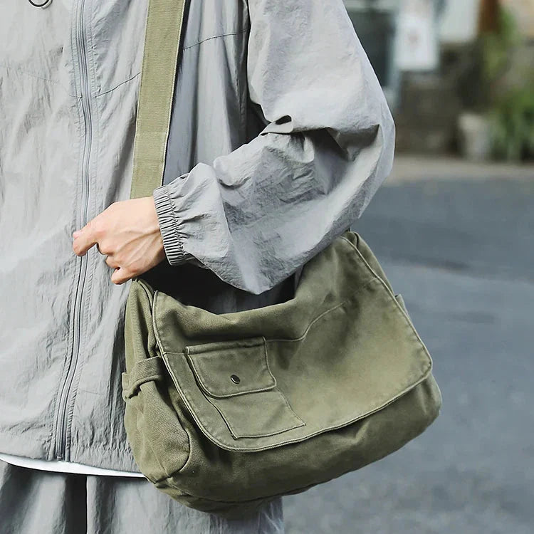 Große Canvas Messenger Tasche