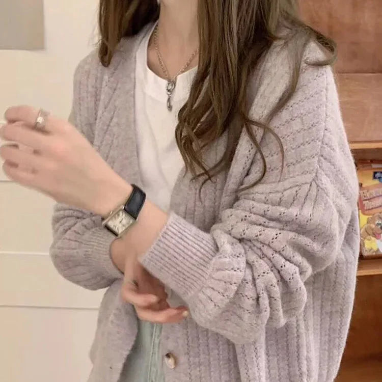 Locker geschnittene Strickjacke