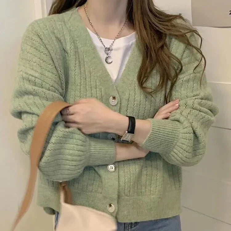 Locker geschnittene Strickjacke