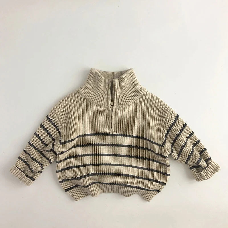 Gerippter Strickpullover mit Halbzip