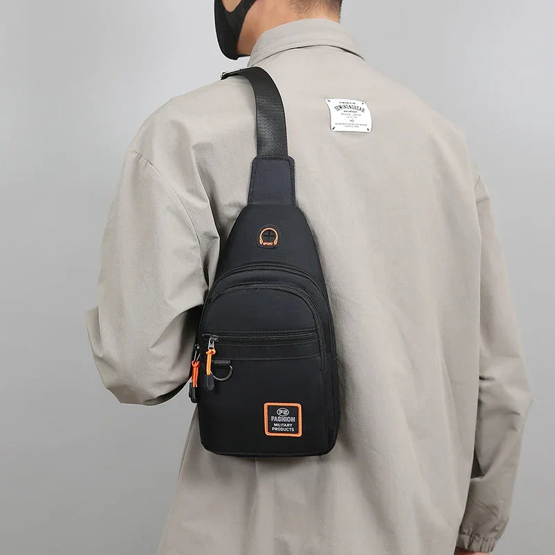 Kleine Crossbody-Umhängetasche