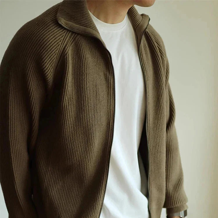 Dicke Strickjacke mit Reißverschluss