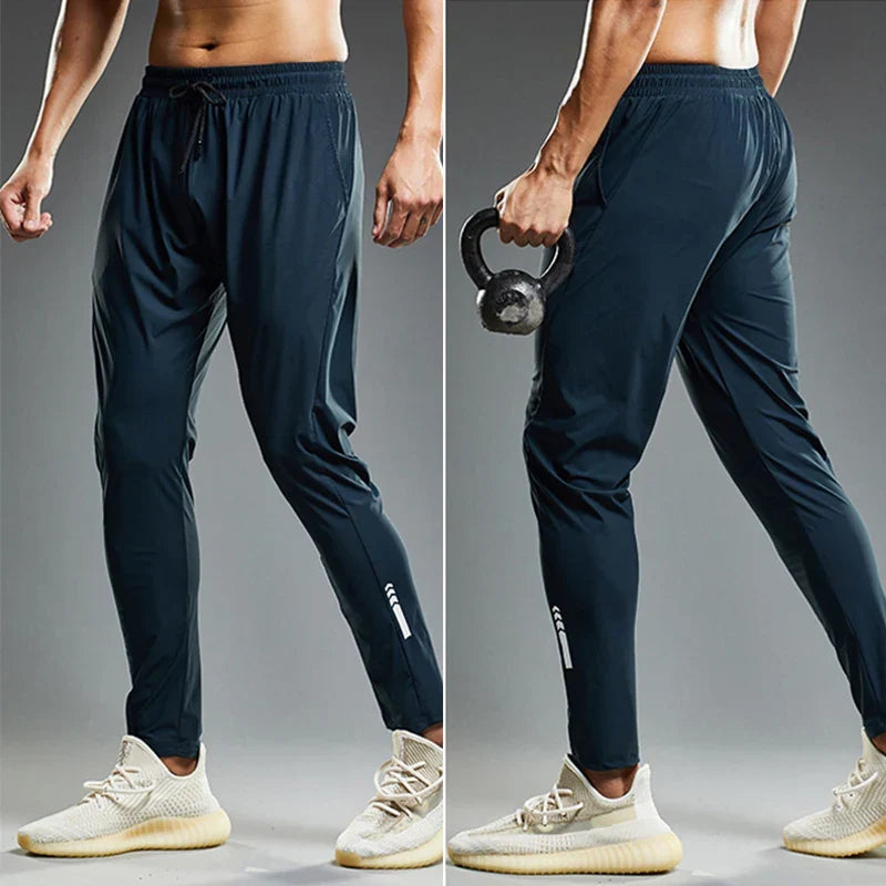 Trackon Slim-Fit Herren Jogginghose