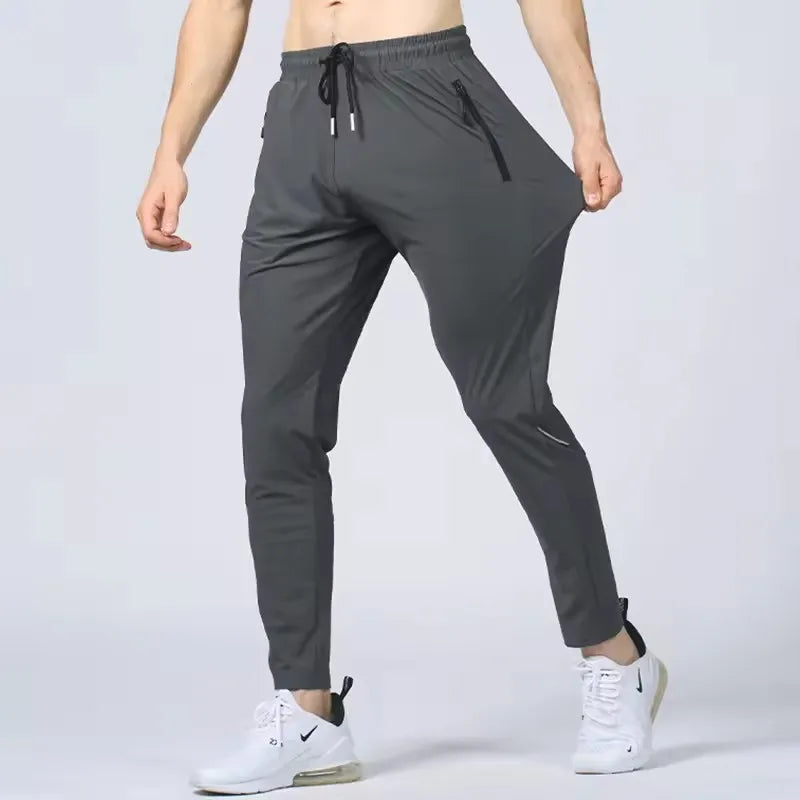 Trackon Slim-Fit Herren Jogginghose