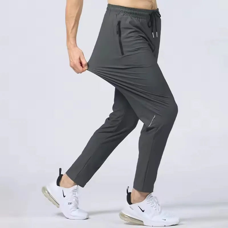 Trackon Slim-Fit Herren Jogginghose