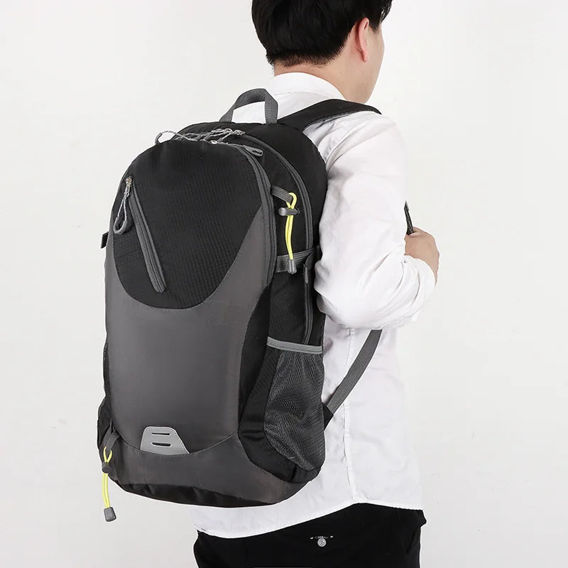 Wasserabweisender Outdoor-Rucksack