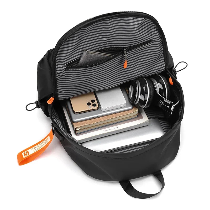 Westbridge Alltags-Rucksack