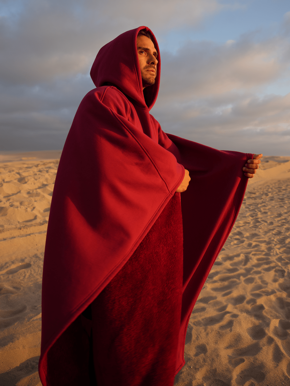 Gewichteter Cape-Hoodie – kuscheliger Baumwoll-Hoodie mit Kunstfellfutter