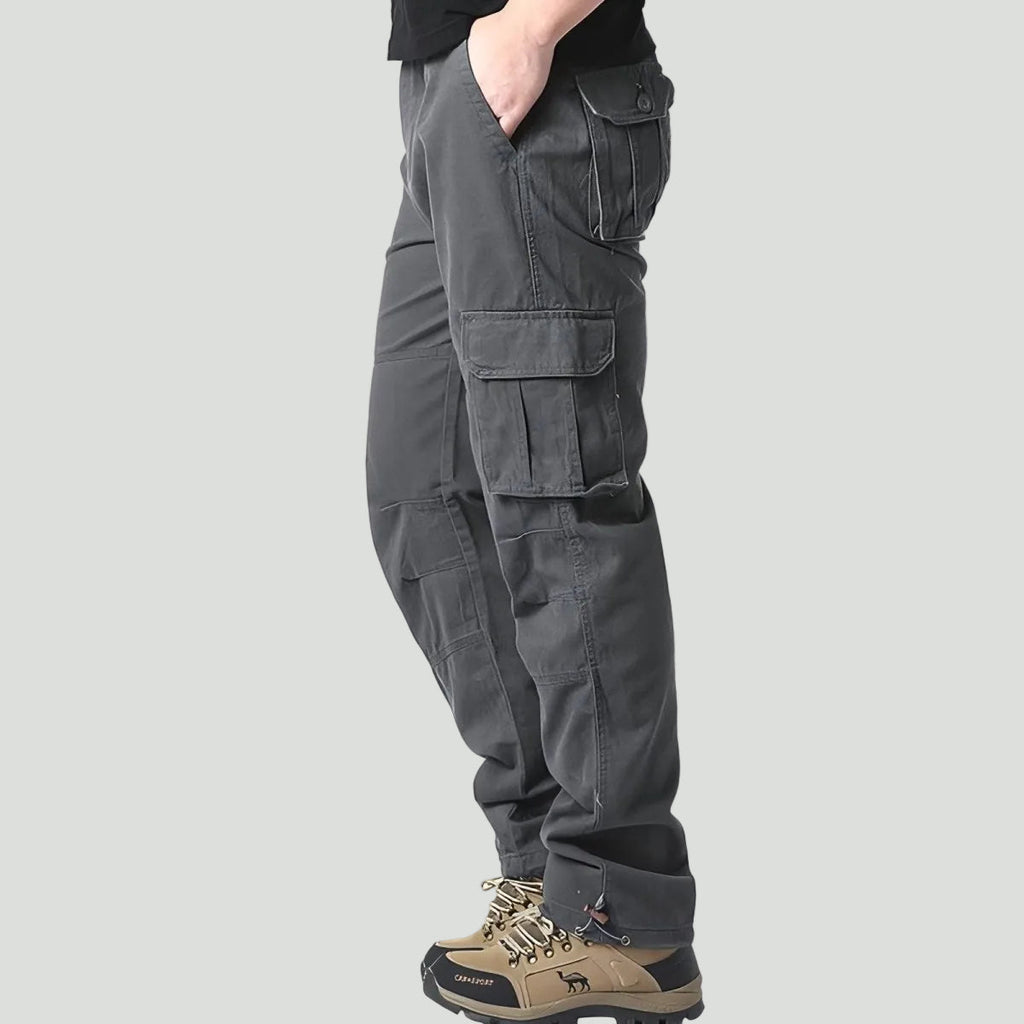 Atmungsaktive Wanderhose mit Cargo-Taschen für den Outdoor-Einsatz
