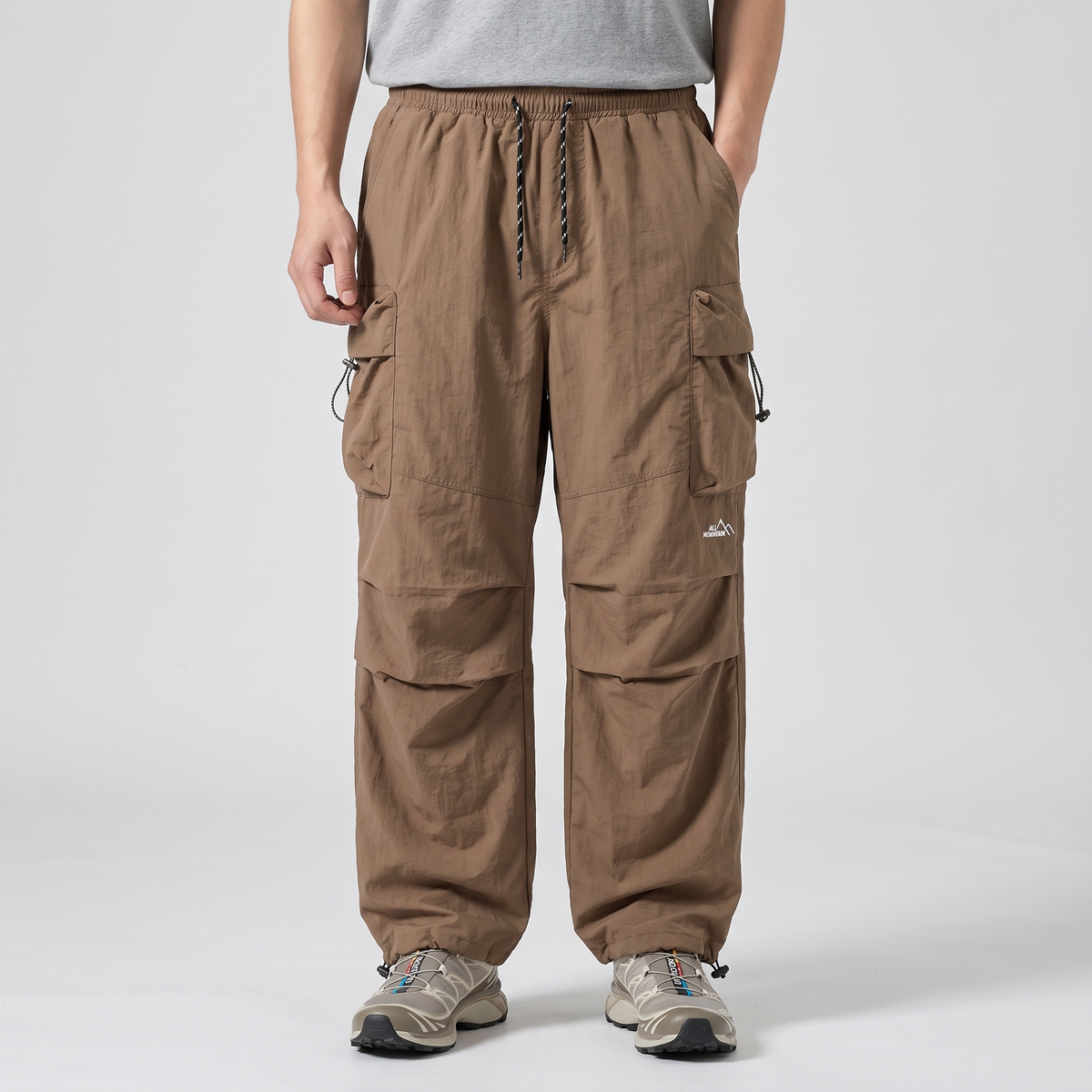 Herren Cargohose Baggy – weit geschnittene Parachute-Hose mit Reißverschlusstaschen