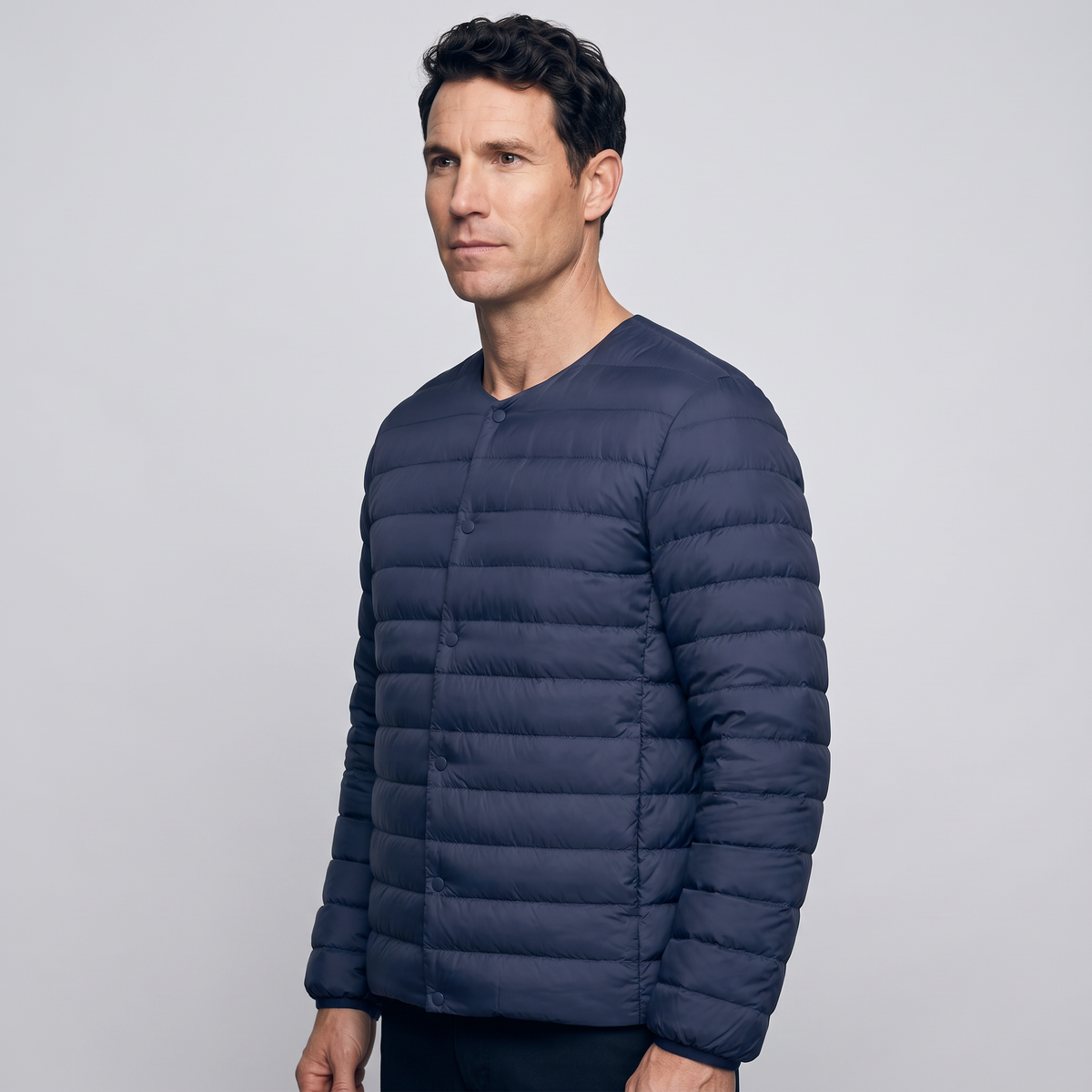 Herren Daunenjacke – wandelbarer V-Ausschnitt, leicht gesteppt