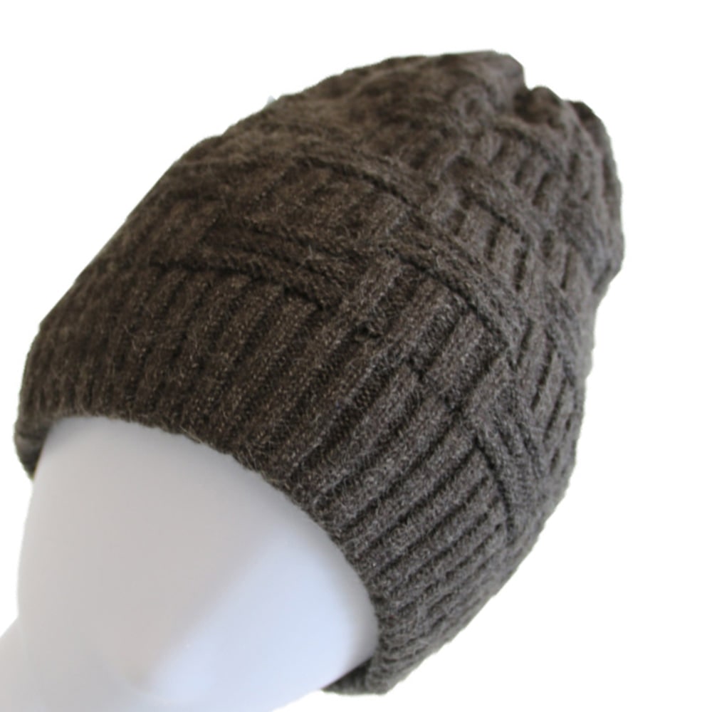 Beheizbare Winter-Beanie mit Ohrenklappen und 3400-mAh-Akku