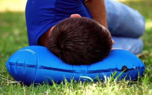 Aufblasbares Camping-Kissen – ultraleicht, kompakt, ergonomisch