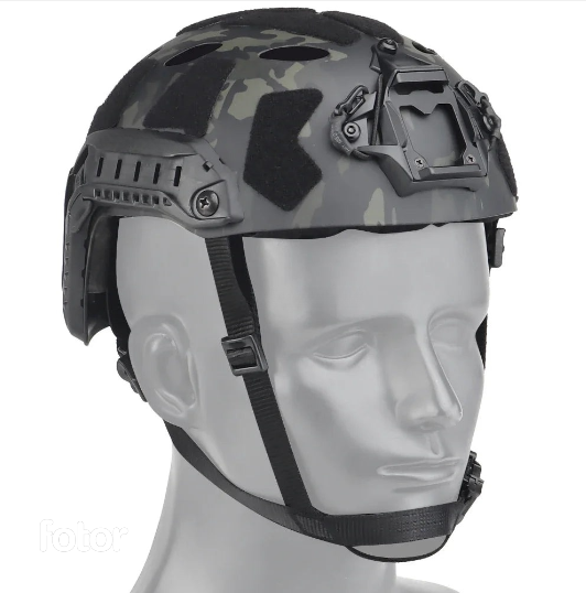 Leichter Tactical FAST-Helm mit Nachtsicht-Halterung & Seitenschienen